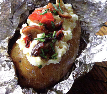 Картошки в фольге как в крошке картошке Картошки в фольге как в крошке картошке